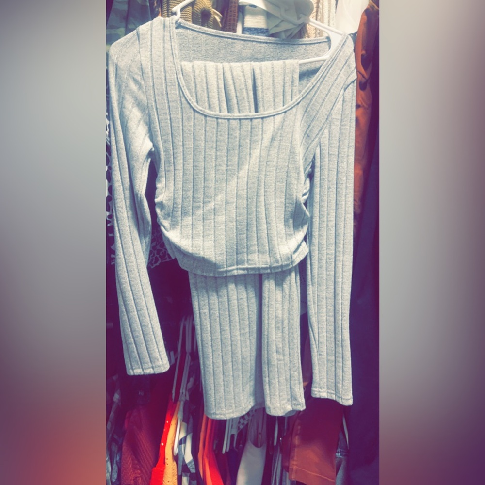 Grey outfits pants and crop top